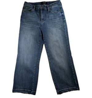 Judy Blue Womens Cropped Distressed Jeans Medium Wash 11/30* Y2K Trendy Stretch